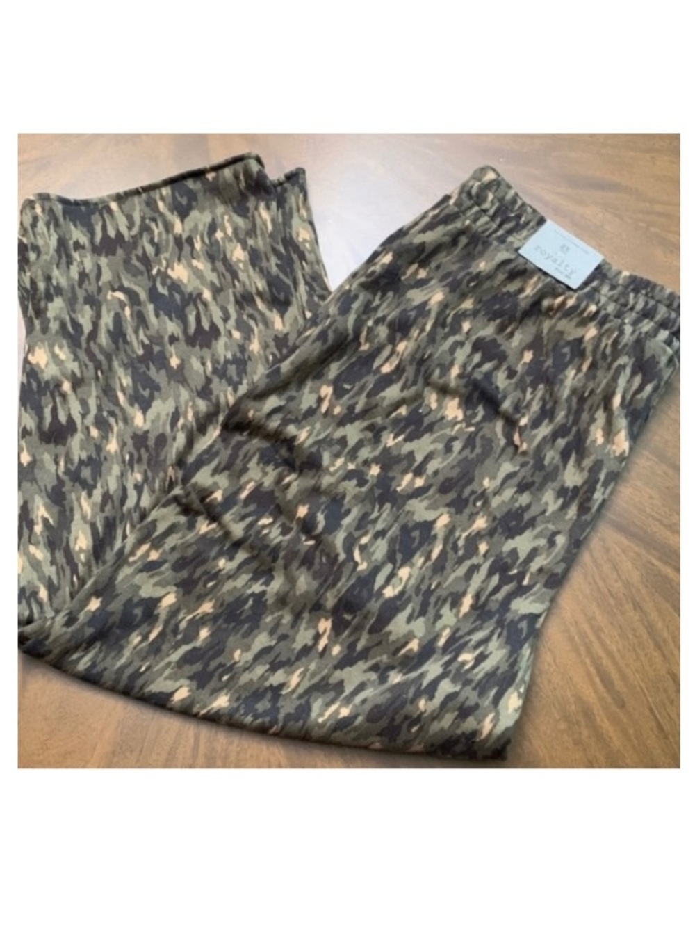 🎄 ROYALTY FOR ME Camouflage Sweatpants NWT 2X